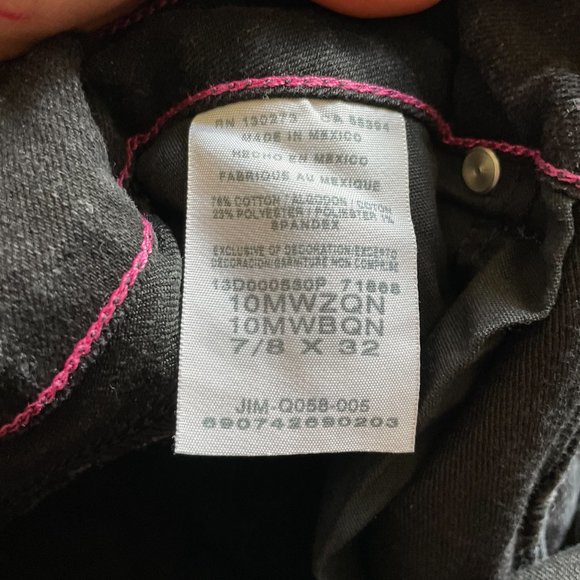 Black Wrangler Jean 7/8 x 32 - Picture 4 of 7